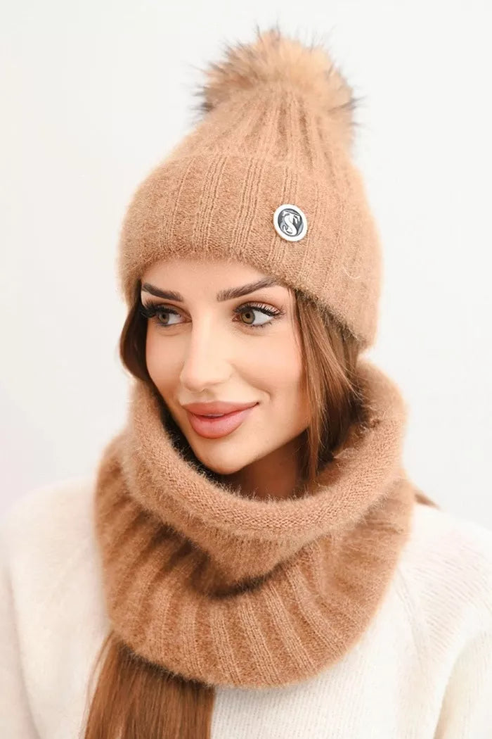 Women's light brown hat and scarf Nora