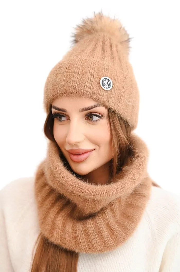 Women's light brown hat and scarf Nora