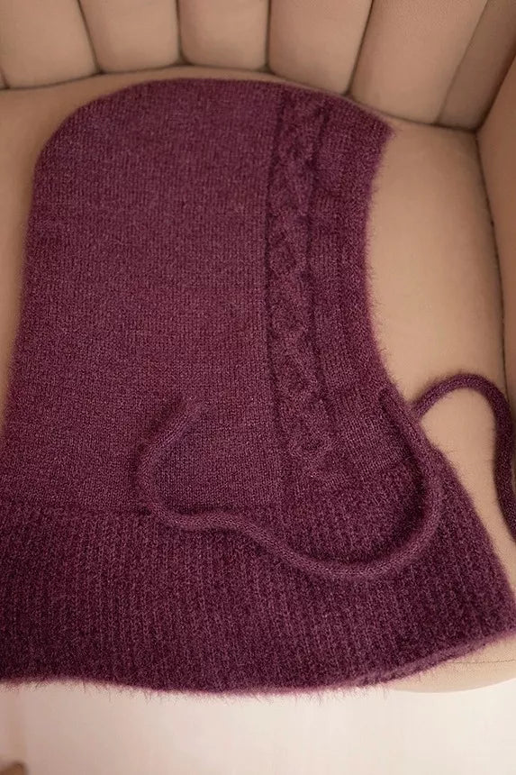 Women's dark purple hat Berlin 