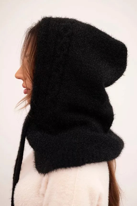 Women's black hat Berlin 