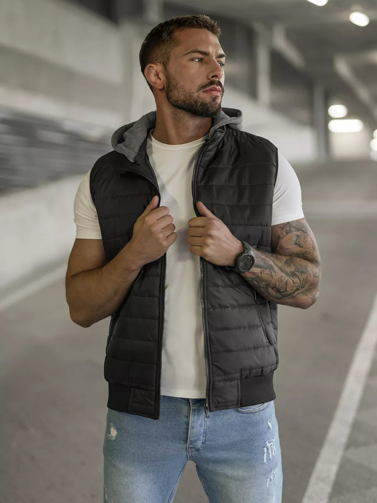 Black vest with hood Naron