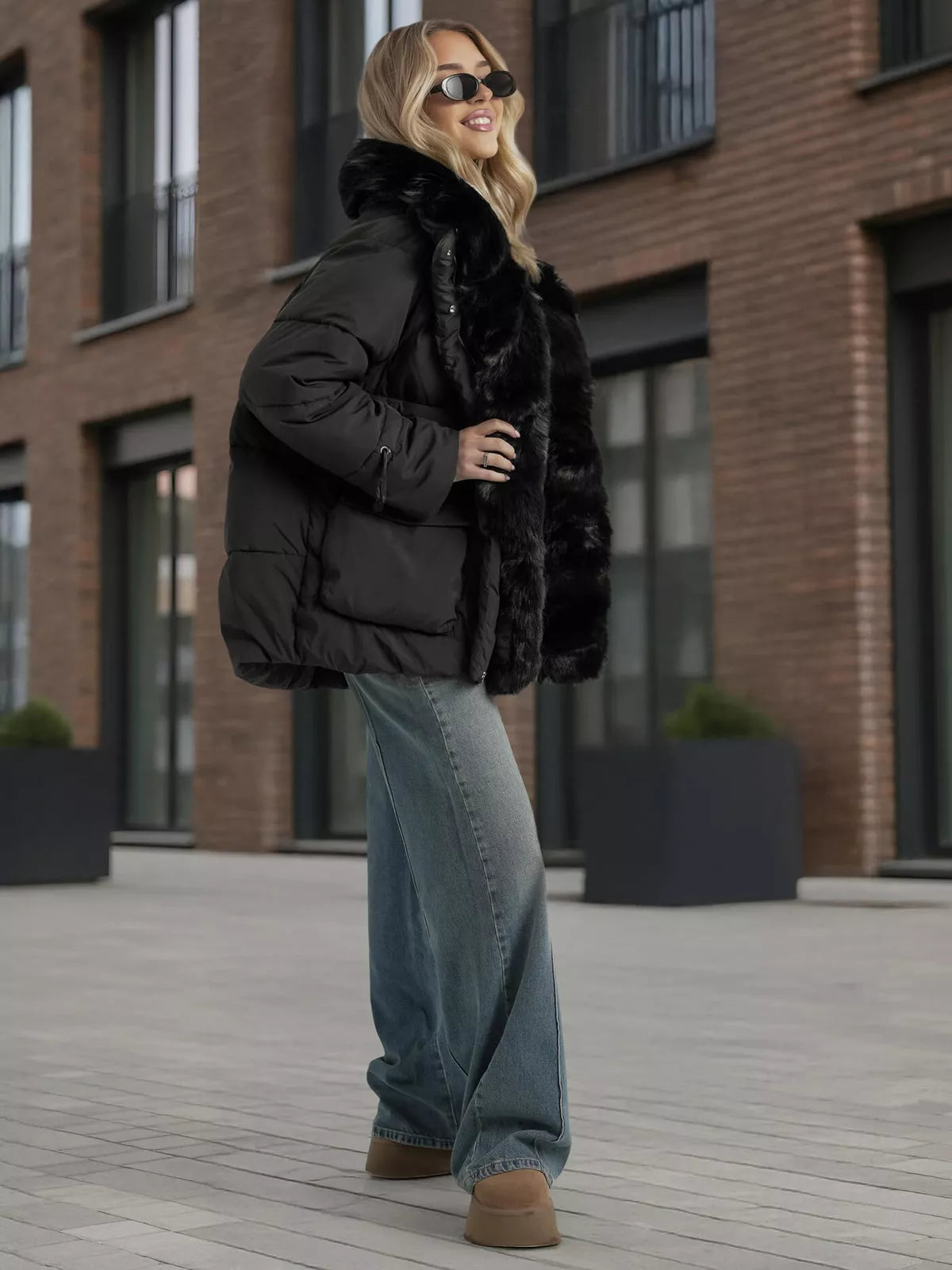 Women's black jacket with fur Sora