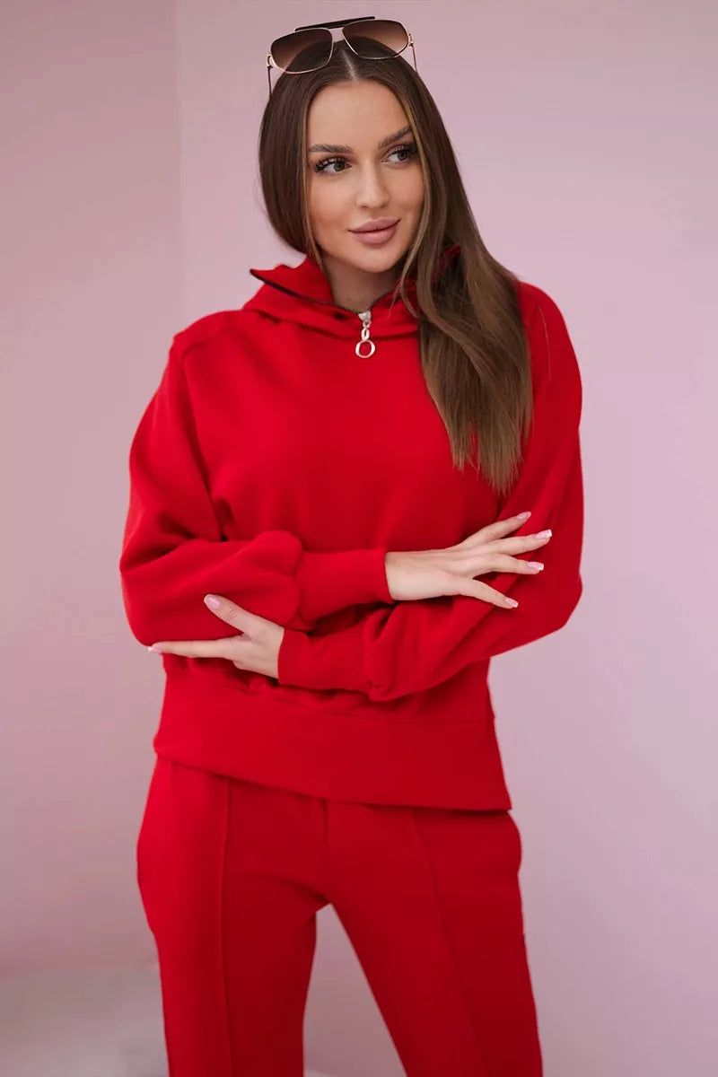 Women's red First set.