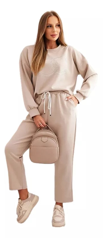 Women's brownish Ring set.