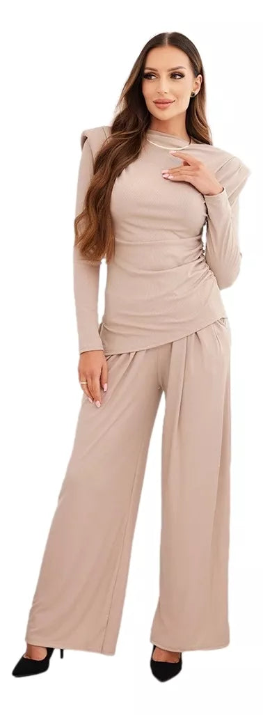 Women's brown-colored set Emit