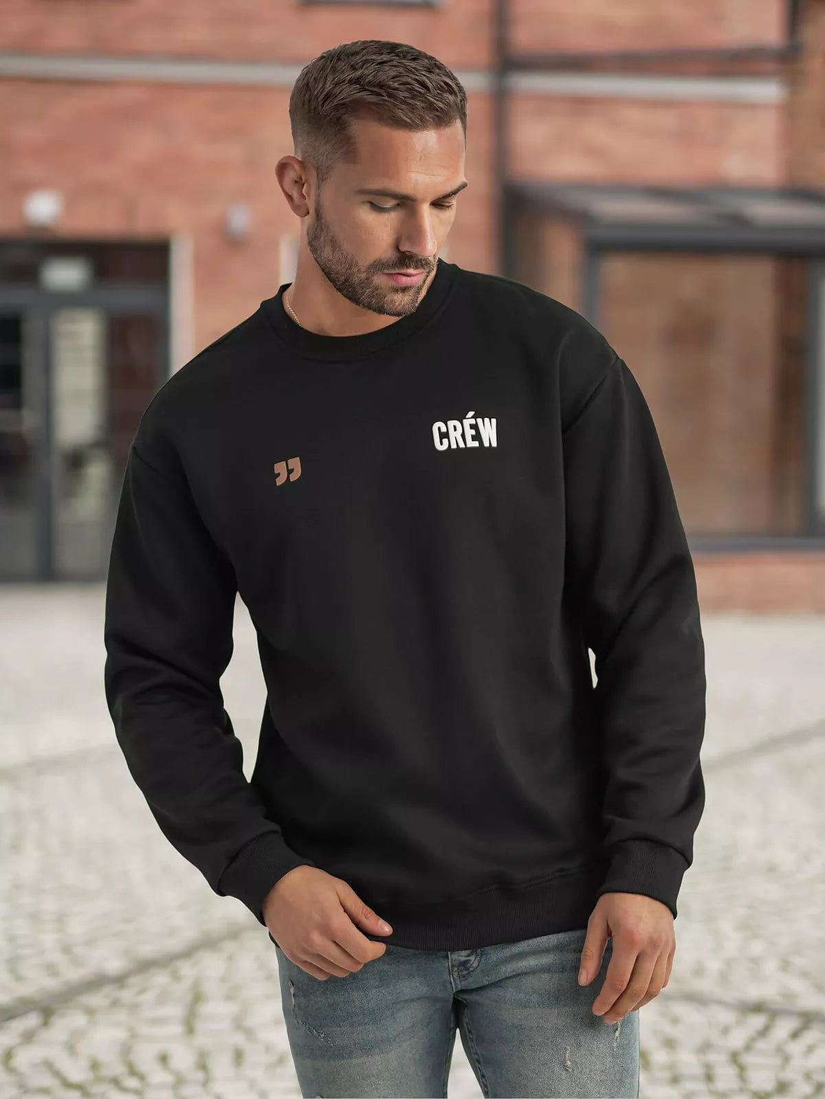 Men's black crew neck sweatshirt