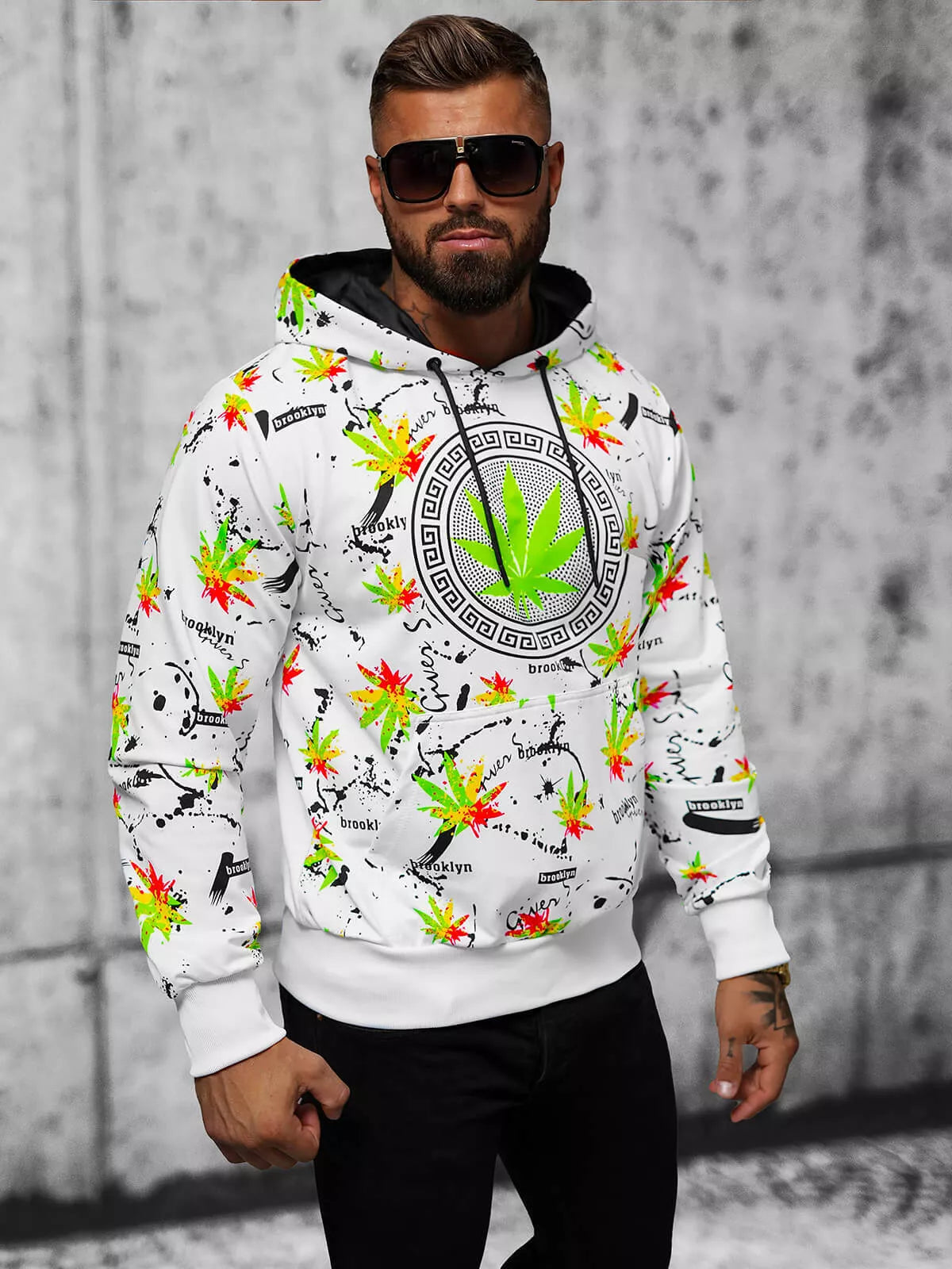 White sweater Bruker