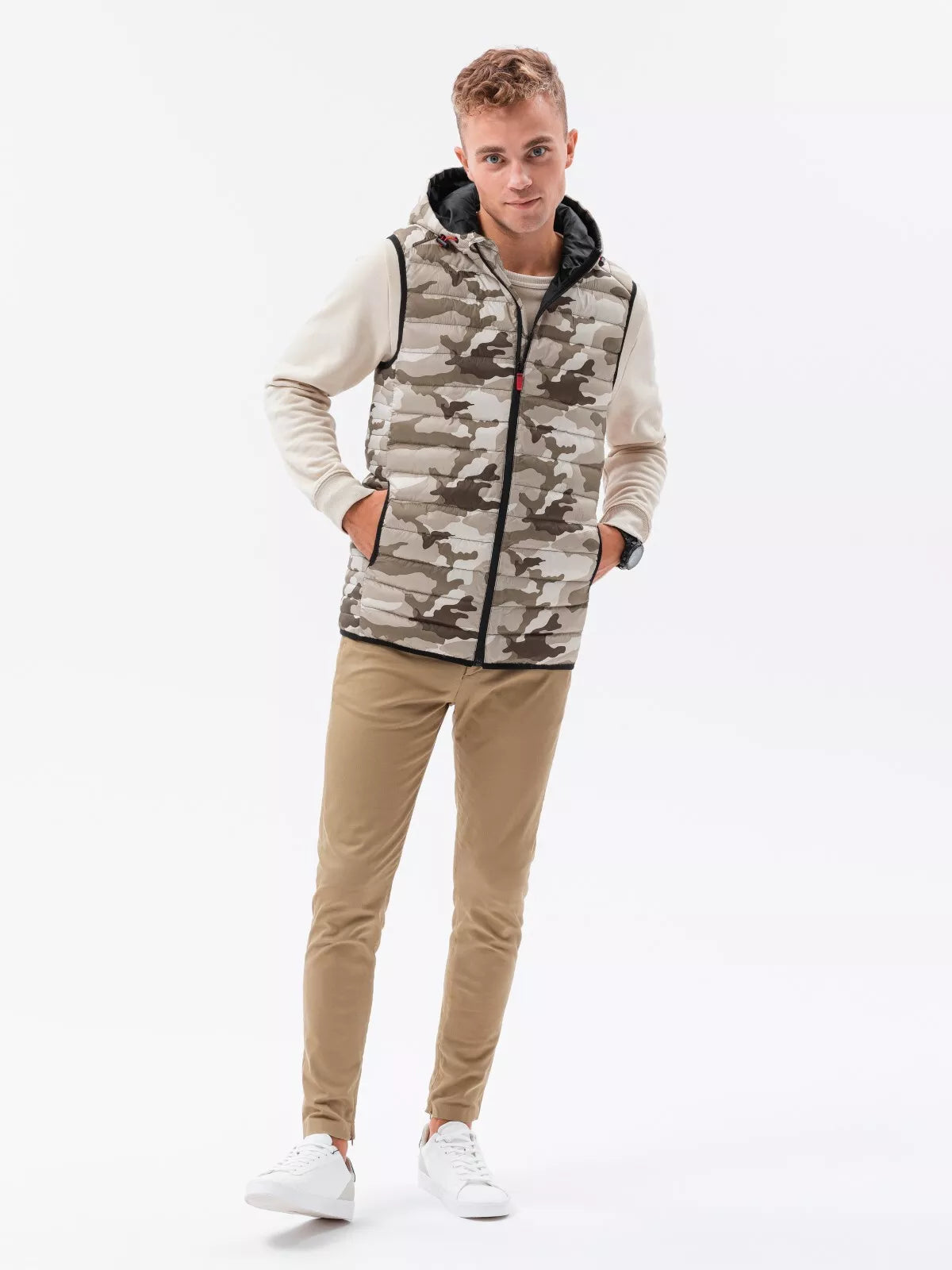 Brown hooded vest Kener