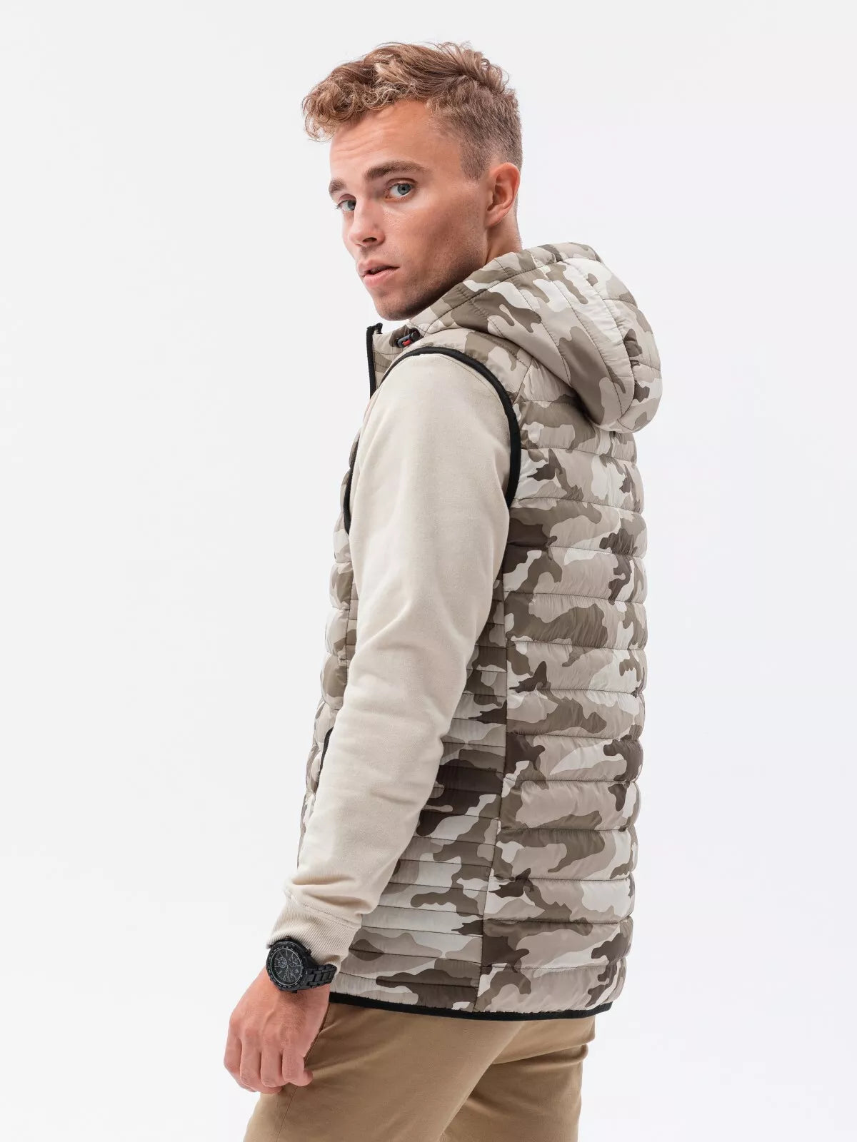 Brown hooded vest Kener
