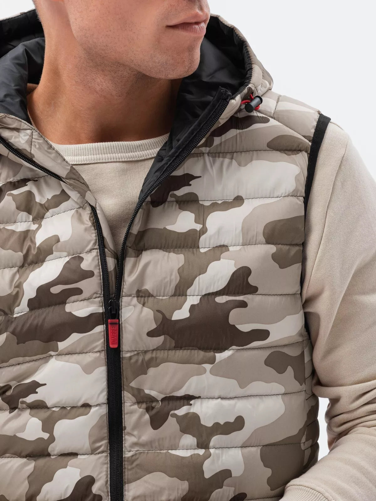 Brown hooded vest Kener