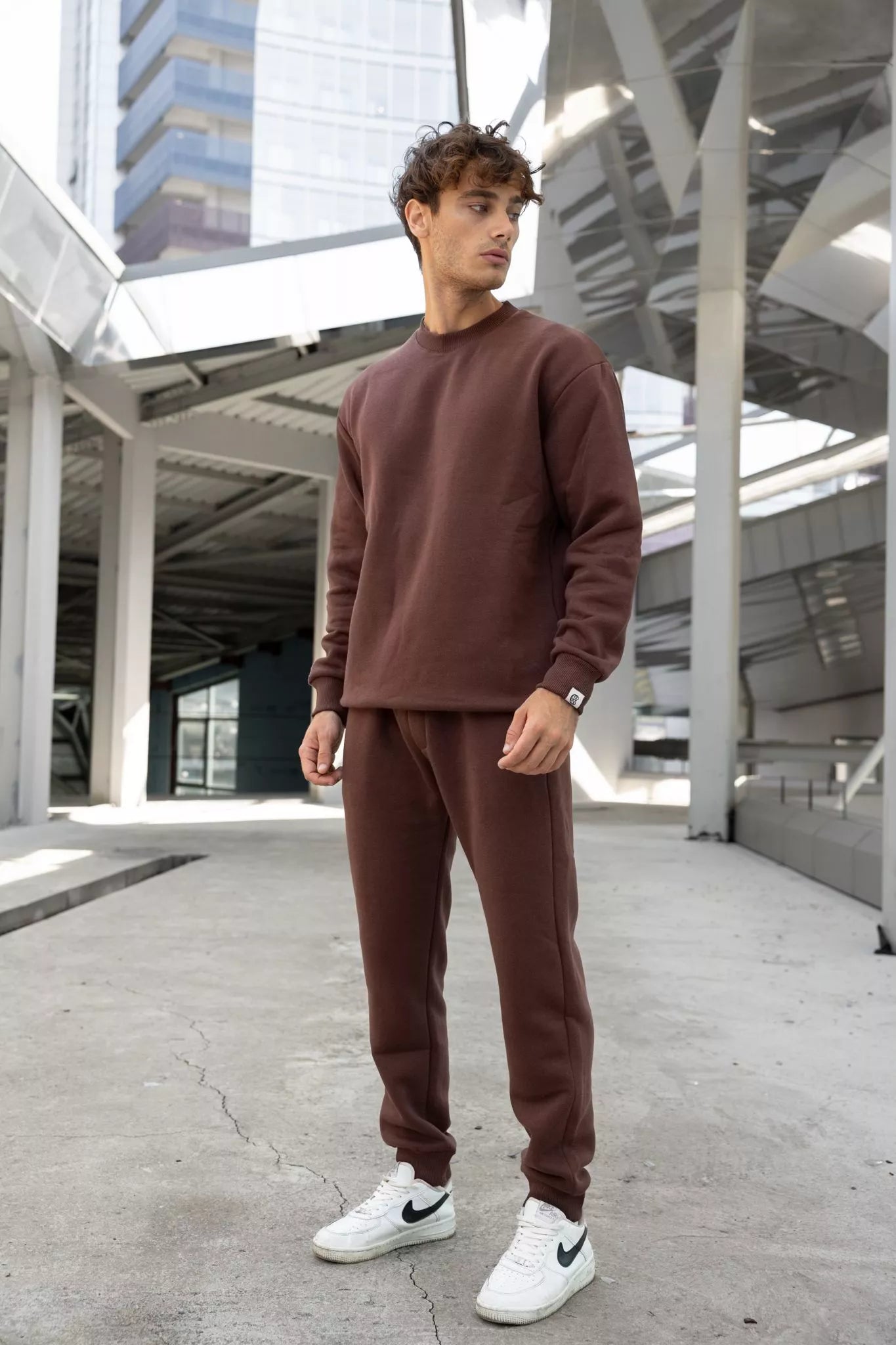 Brown men's suit Lipo