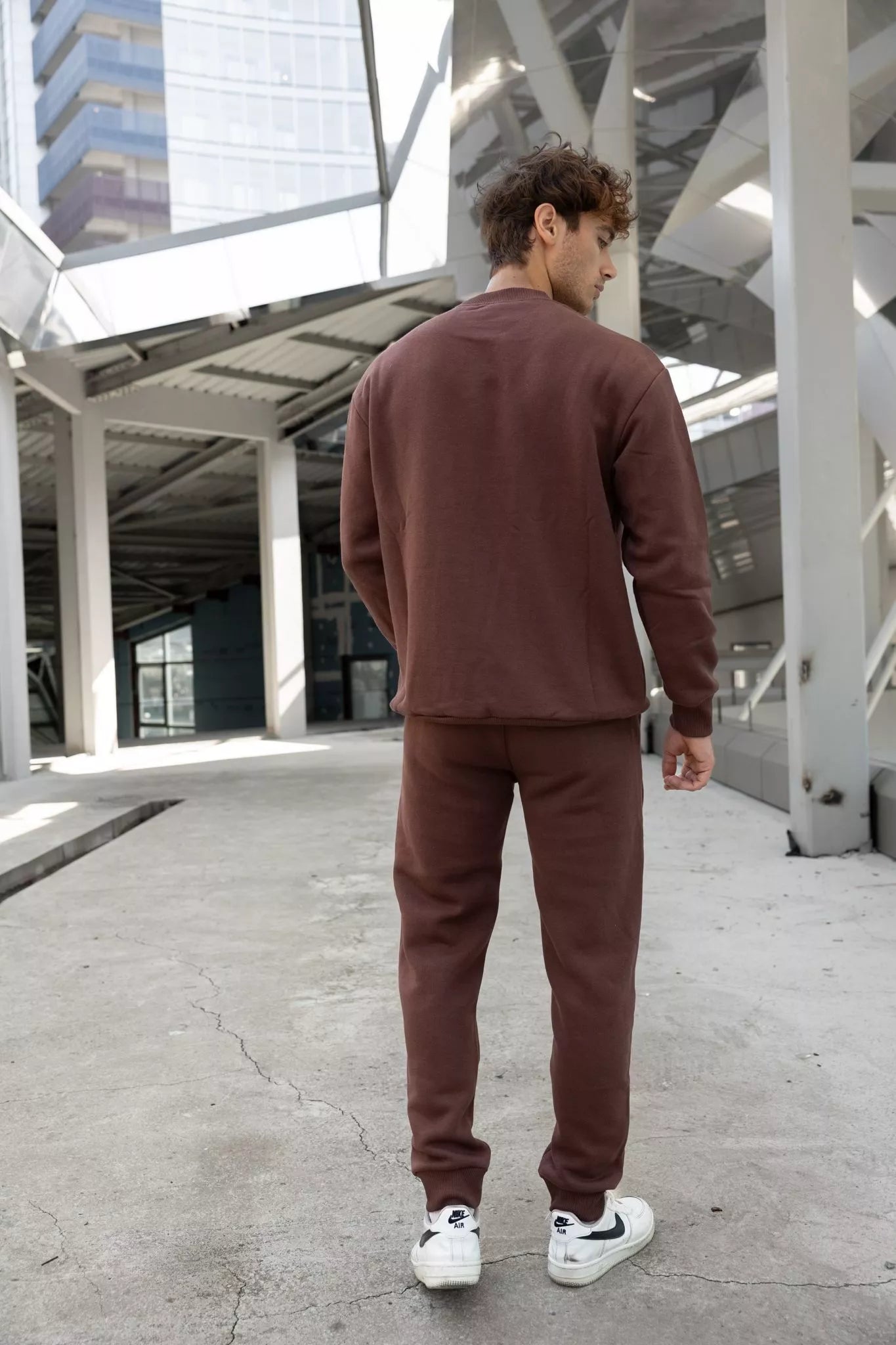 Brown men's suit Lipo