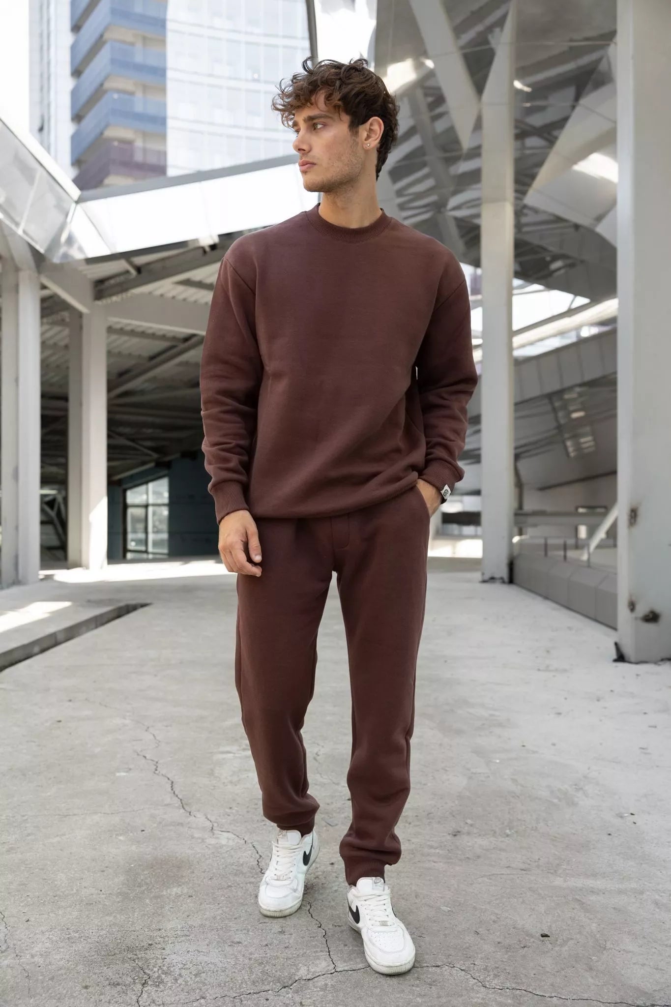 Brown men's suit Lipo