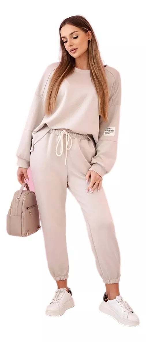 Women's brownish Vesta set.