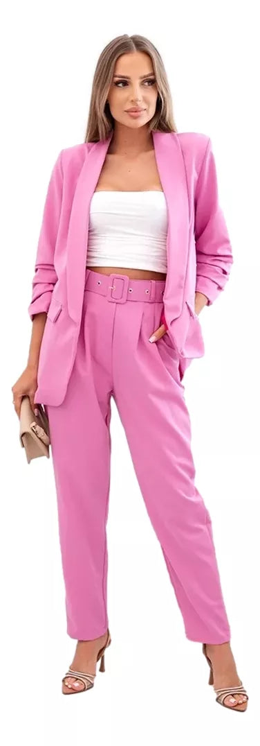 Elegant women's pink suit Silva