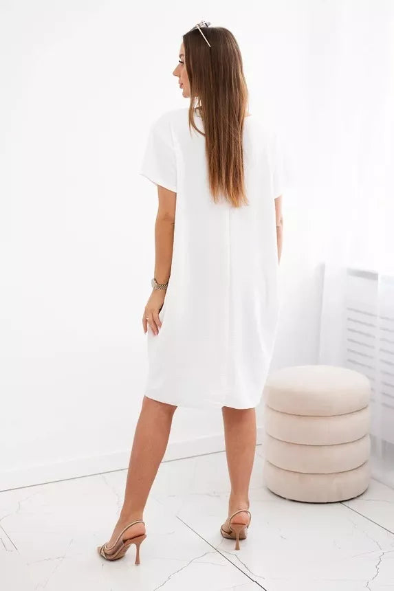 White dress with pockets and pendant Deli 