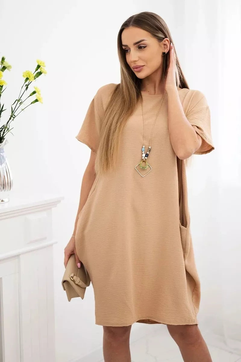 Brown dress with pockets and pendant Deli 