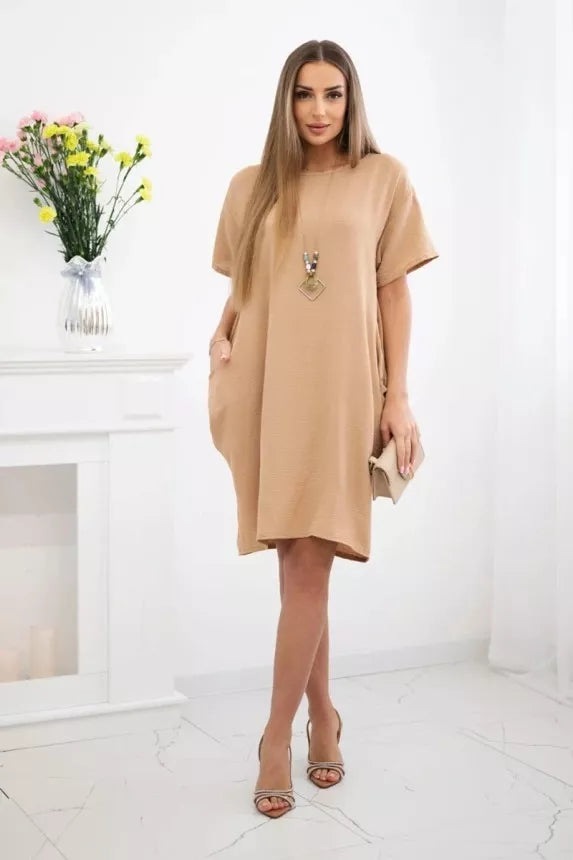 Brown dress with pockets and pendant Deli 