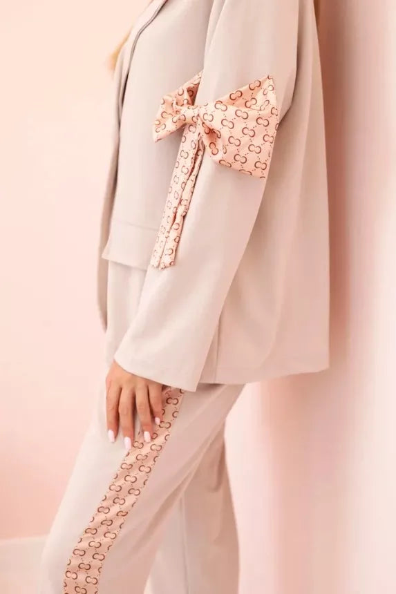 Women's sand-colored Rene set.