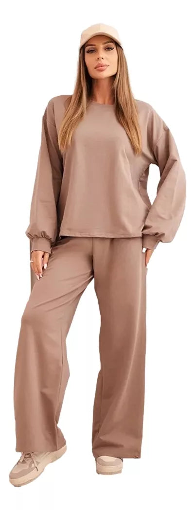 Women's dark brown Mondo set.