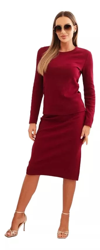 Women's red Aura set.