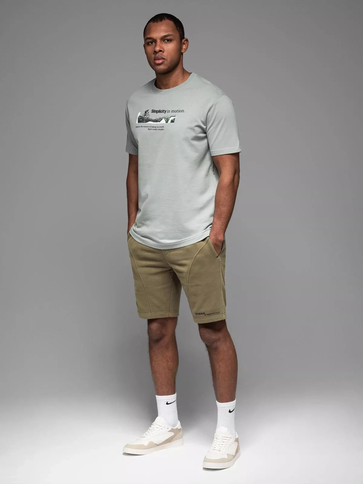 Men's khaki shorts Sport