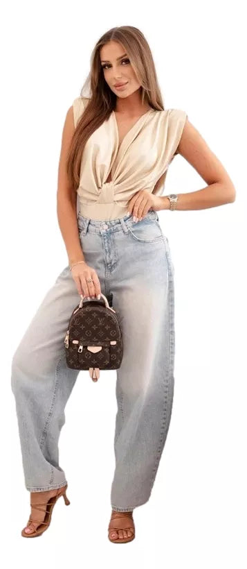 Women's blouse in brown with a deep neckline Ana