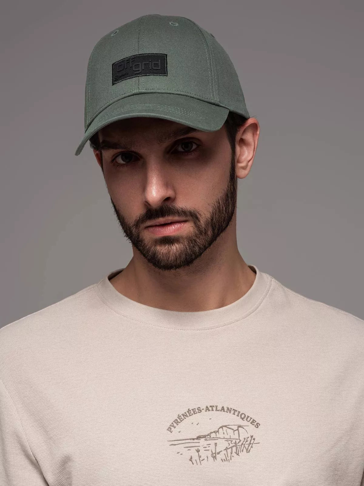 Unisex green hat Grid