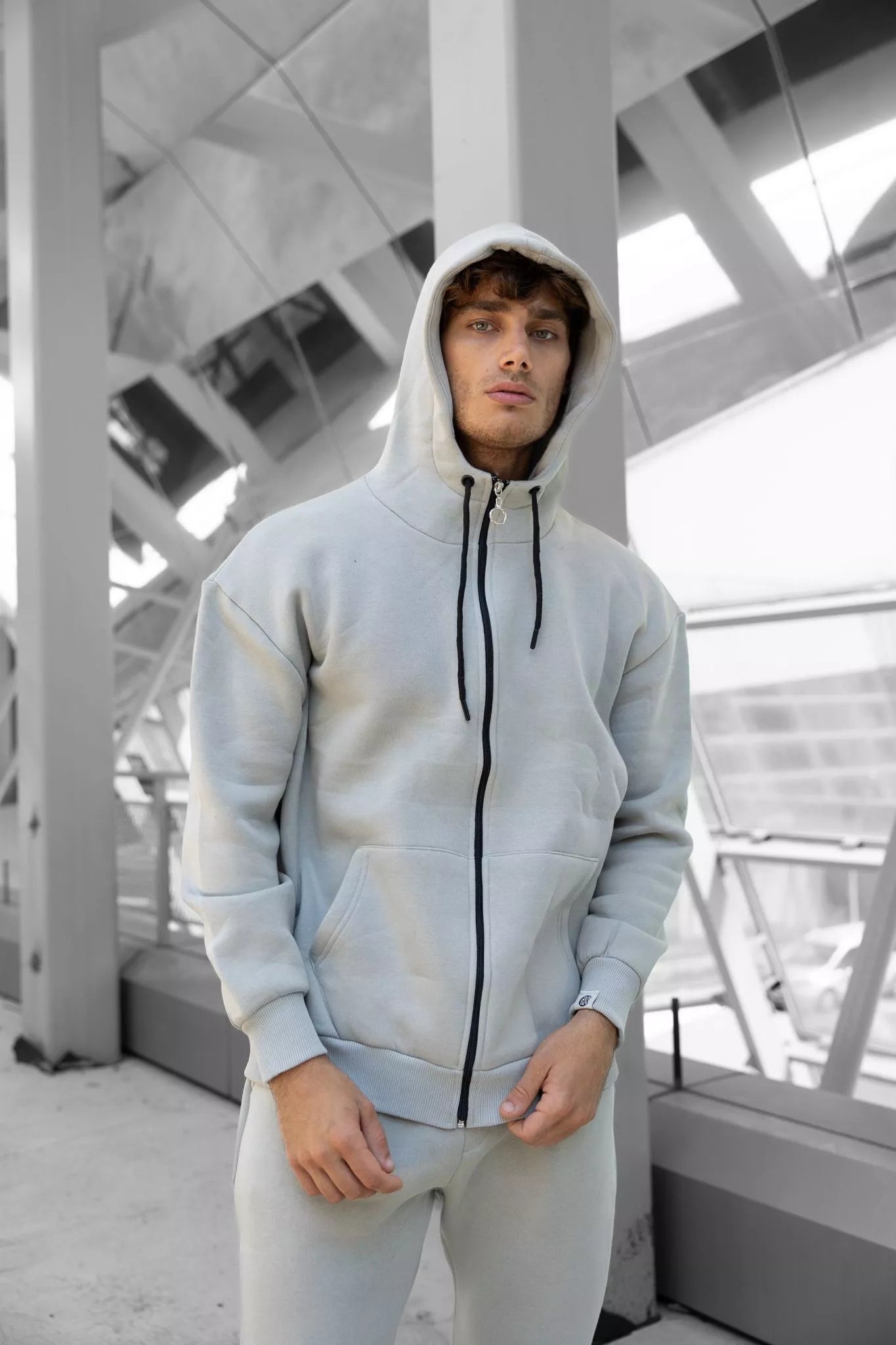 Light grey men's hooded tracksuit Zipos