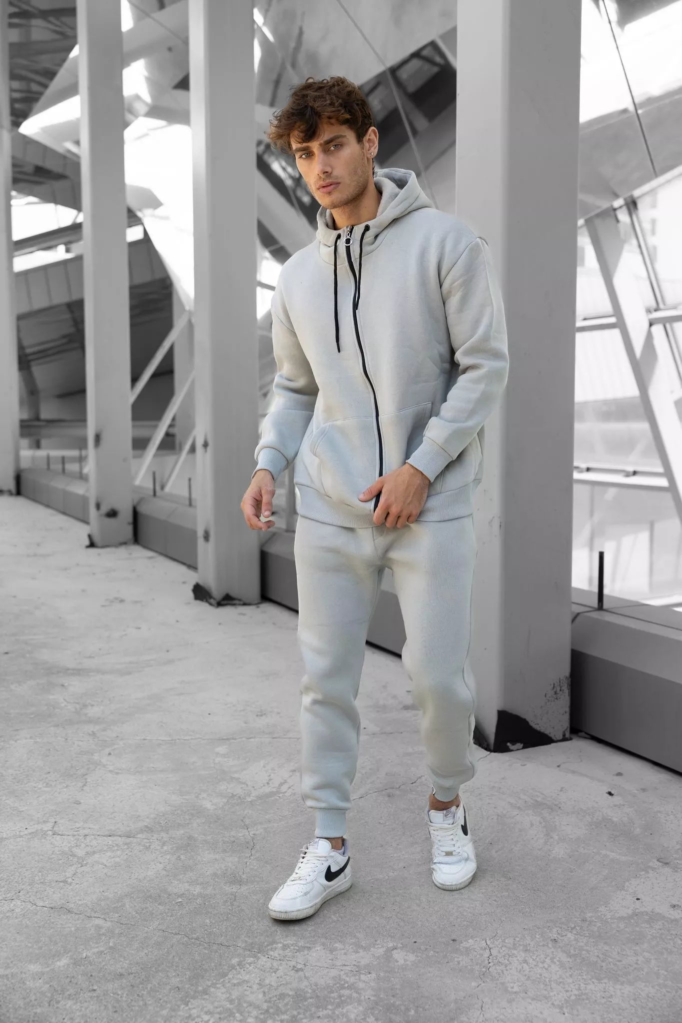 Light grey men's hooded tracksuit Zipos