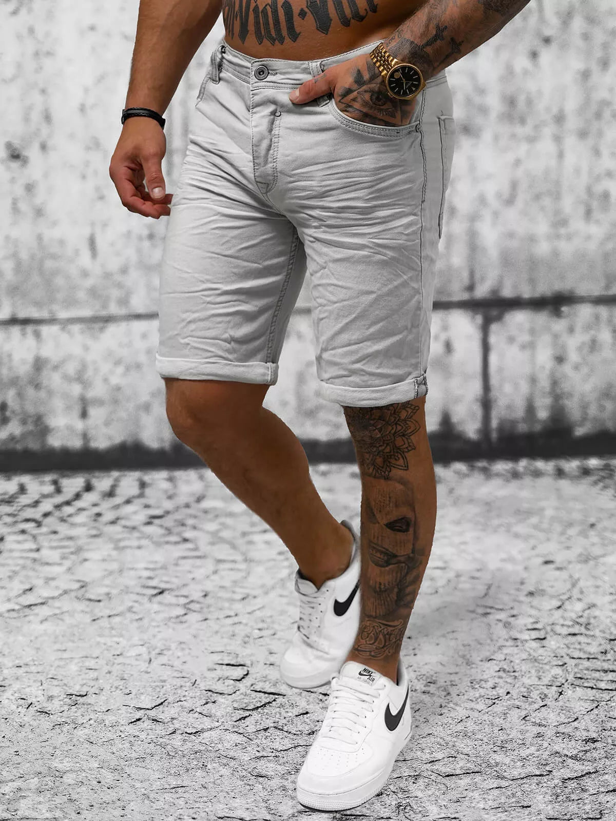 Grey denim shorts Leter