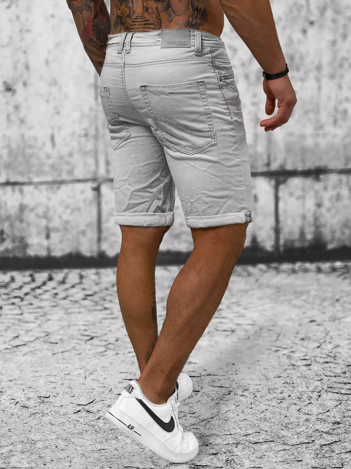 Grey denim shorts Leter