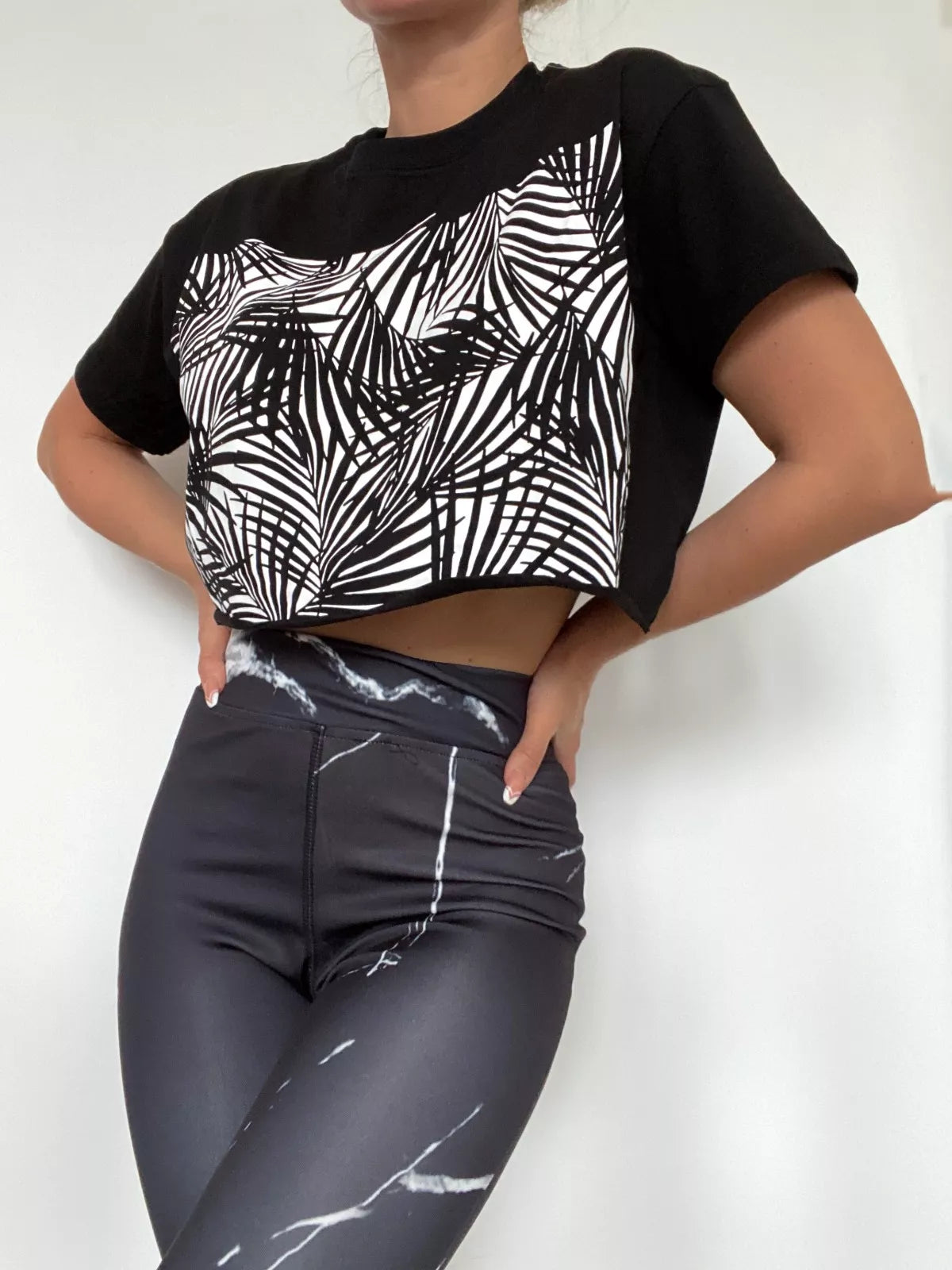 Black women's tracksuit Thunder