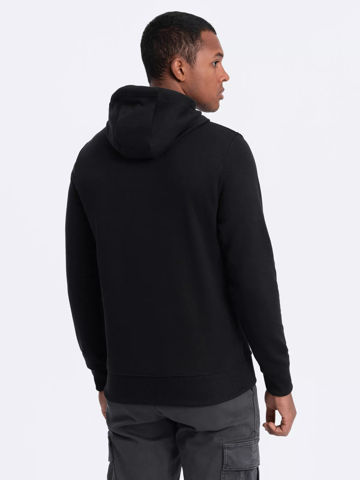 Black men's sweater Bold