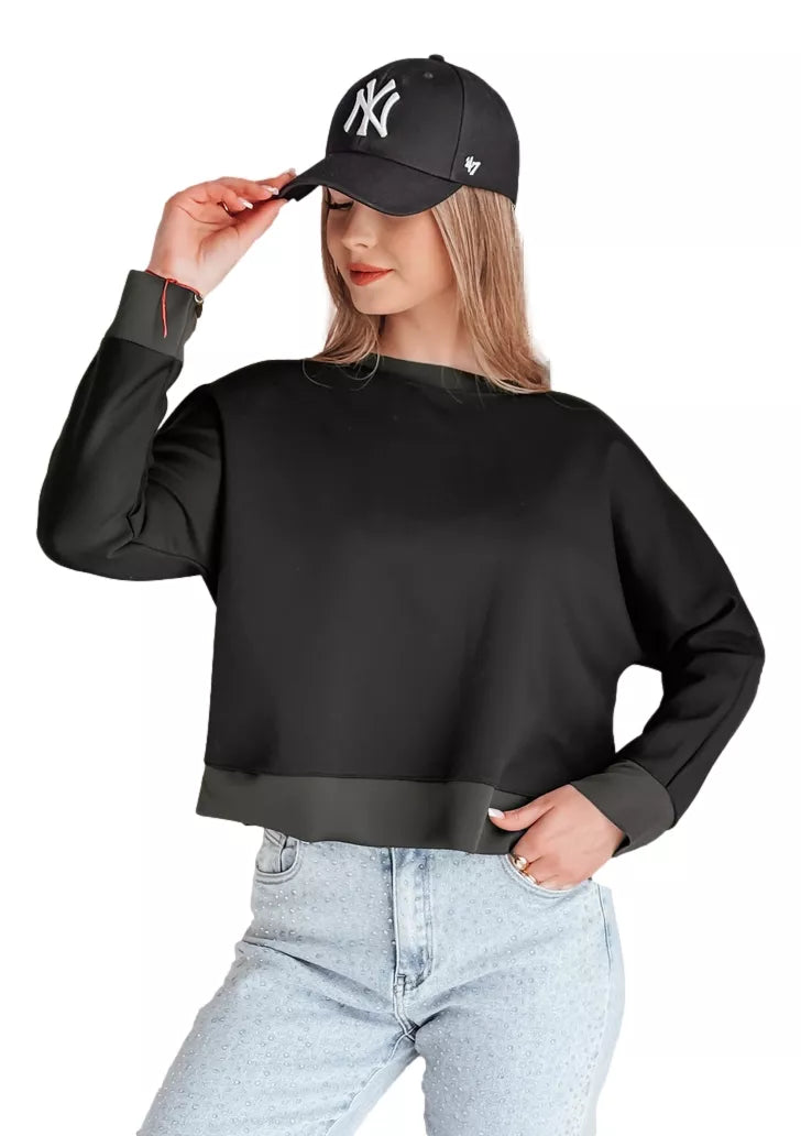 Women's black blouse with pendant Nubiss 