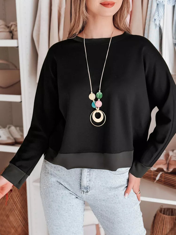Women's black blouse with pendant Nubiss 