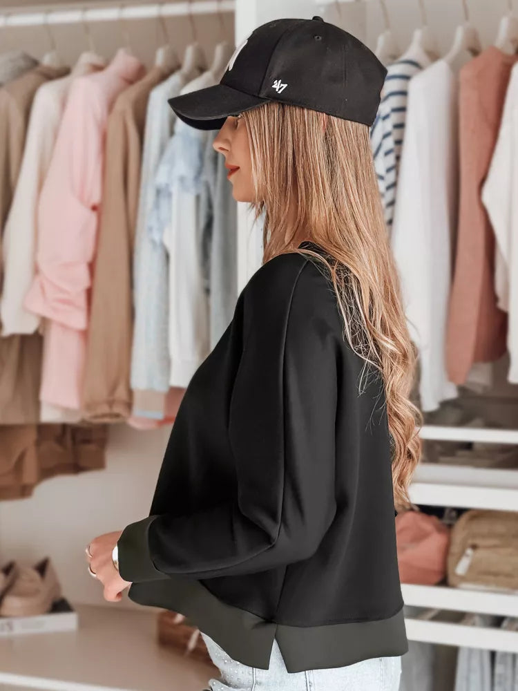 Women's black blouse with pendant Nubiss 