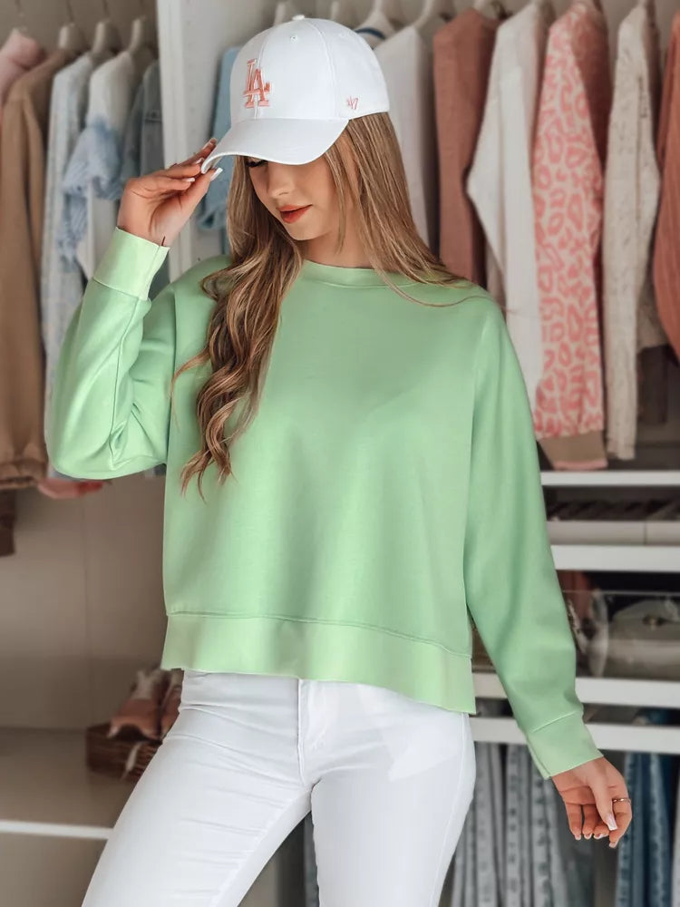Women's mint blouse with pendant Nubiss 
