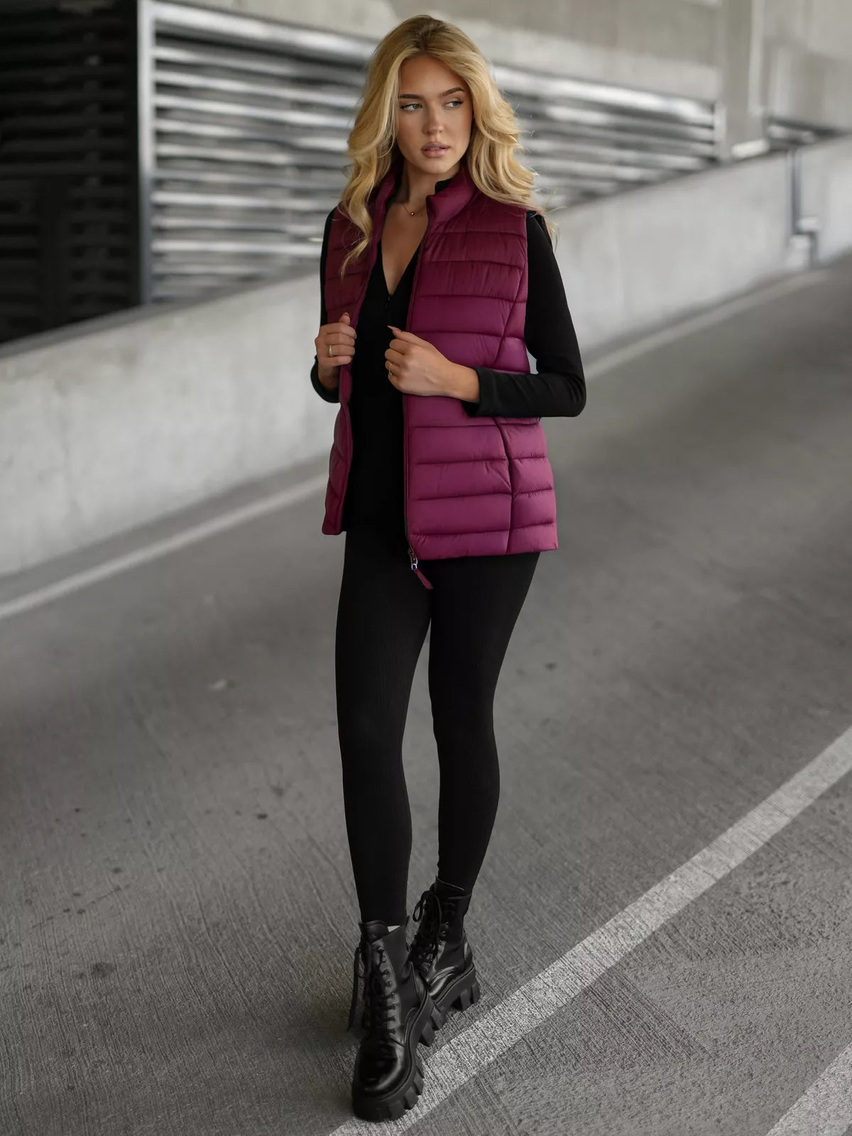 Women's burgundy vest Tory
