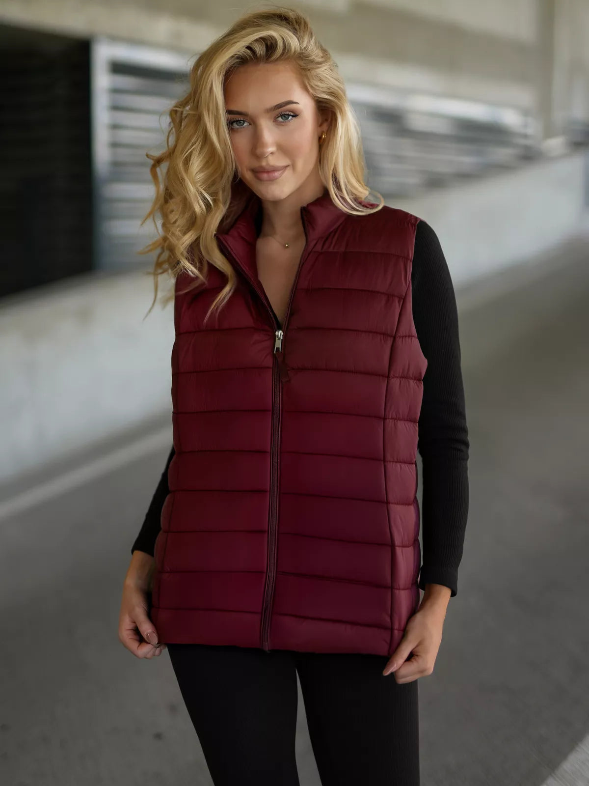 Women's burgundy vest Tory
