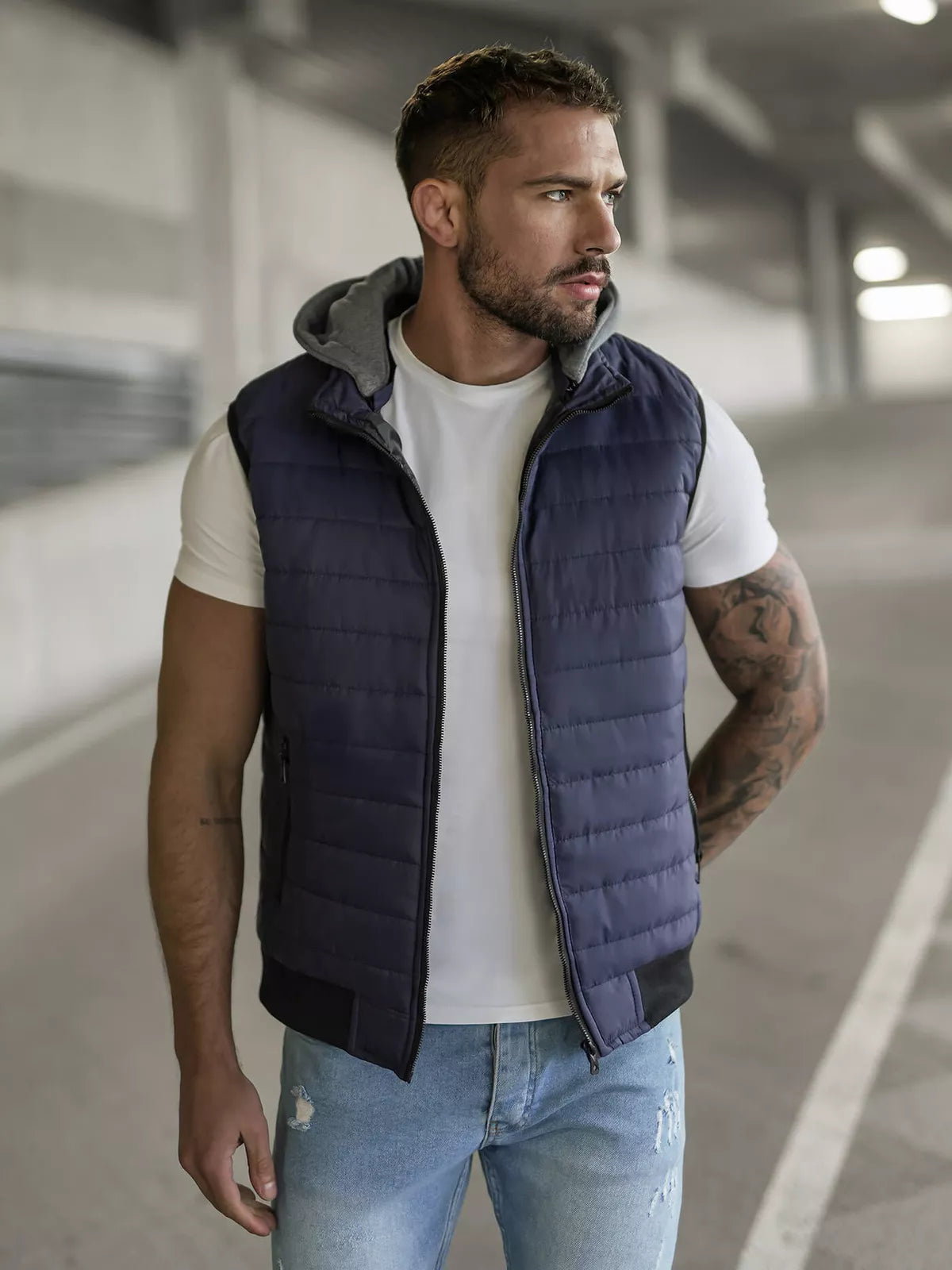 Navy blue Naron hooded vest
