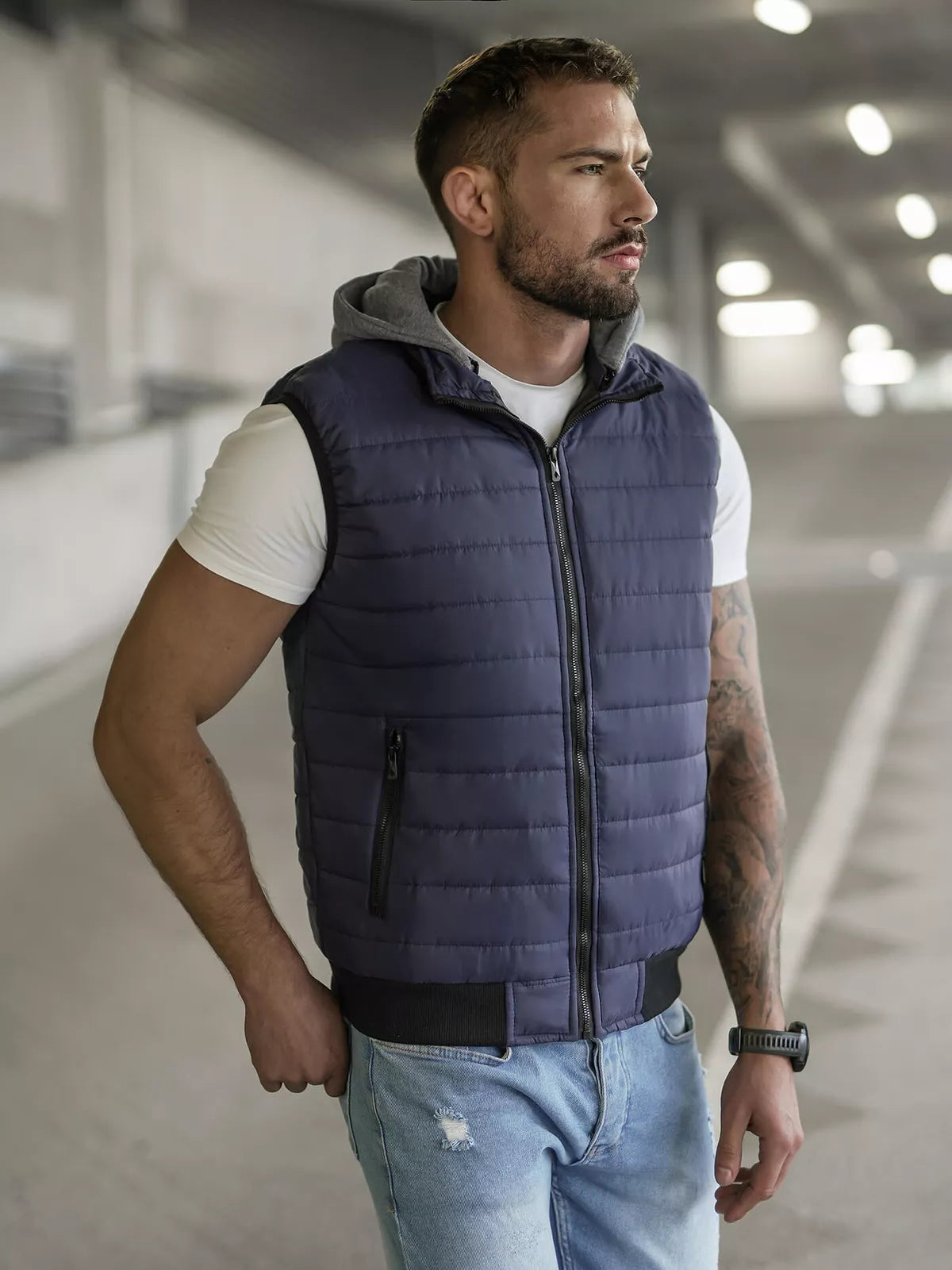Navy blue Naron hooded vest