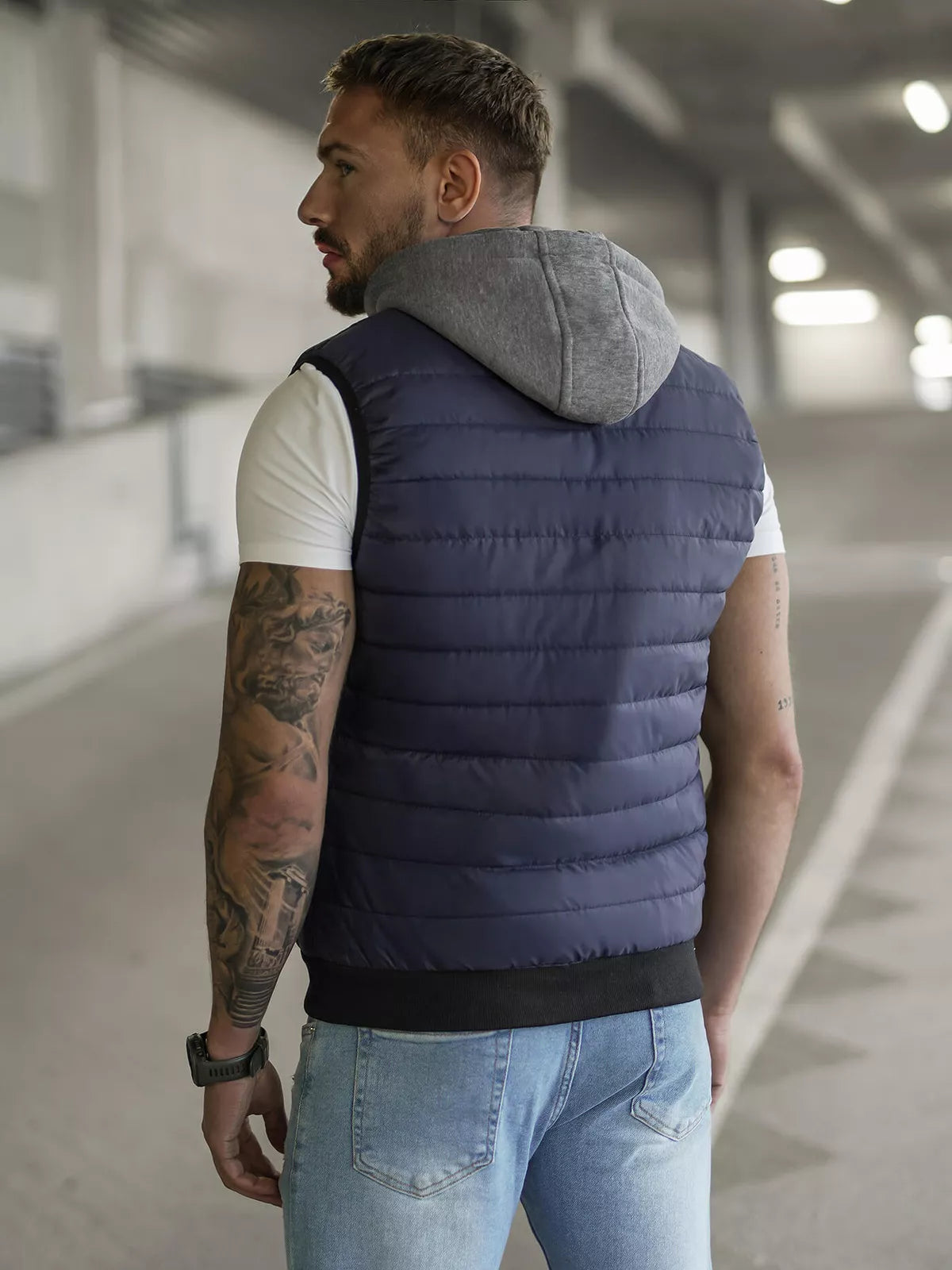 Navy blue Naron hooded vest