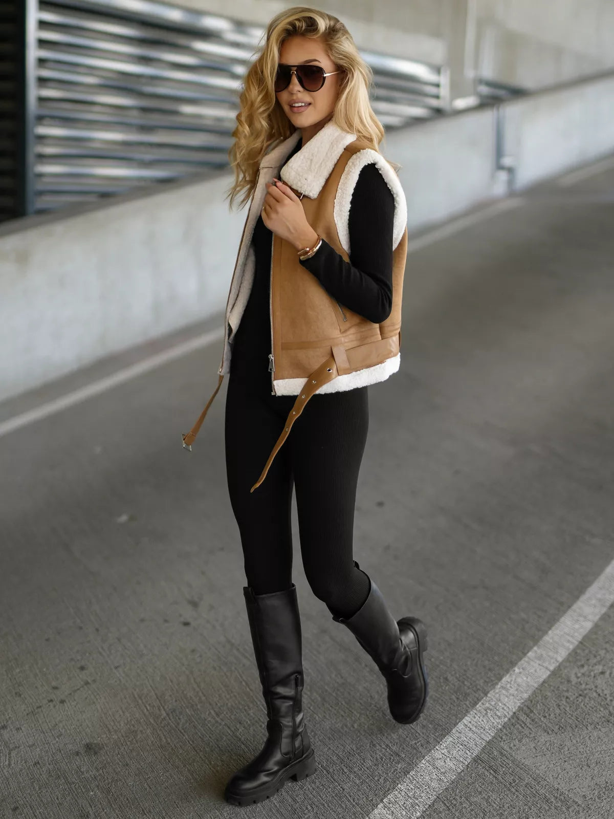 Women's brown leather vest Pixel