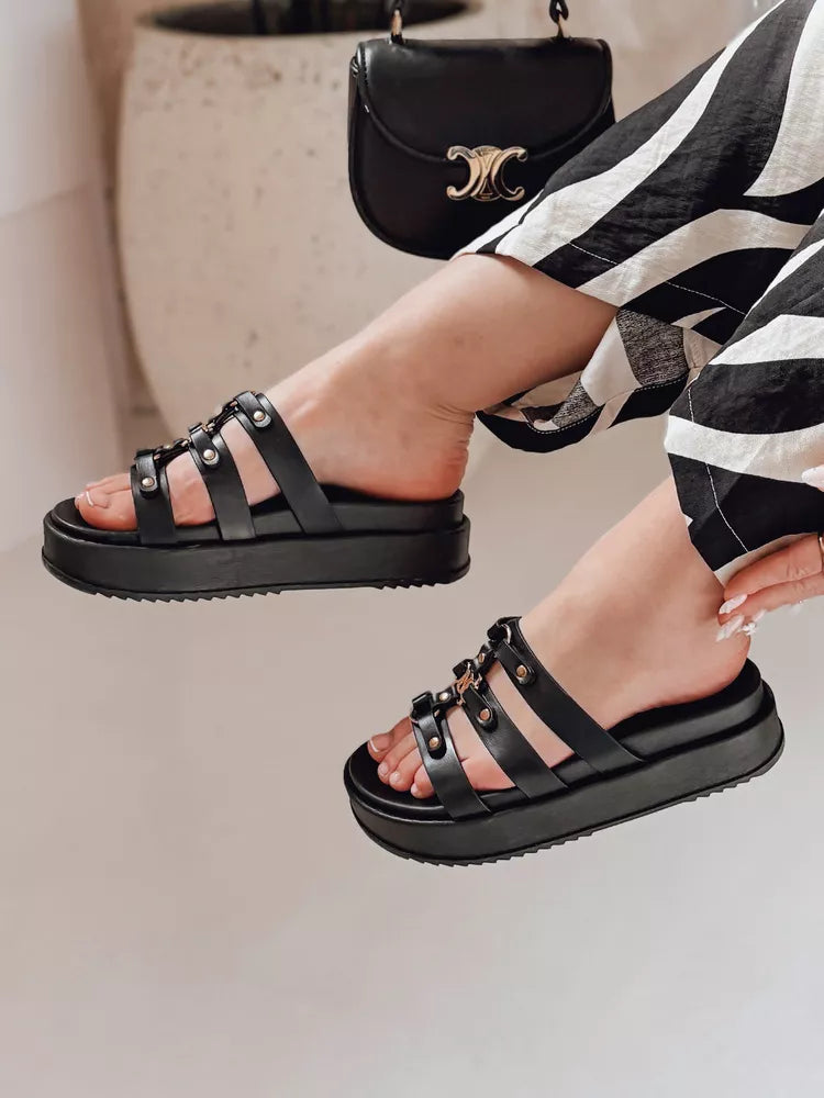 Women's black slippers Platofi