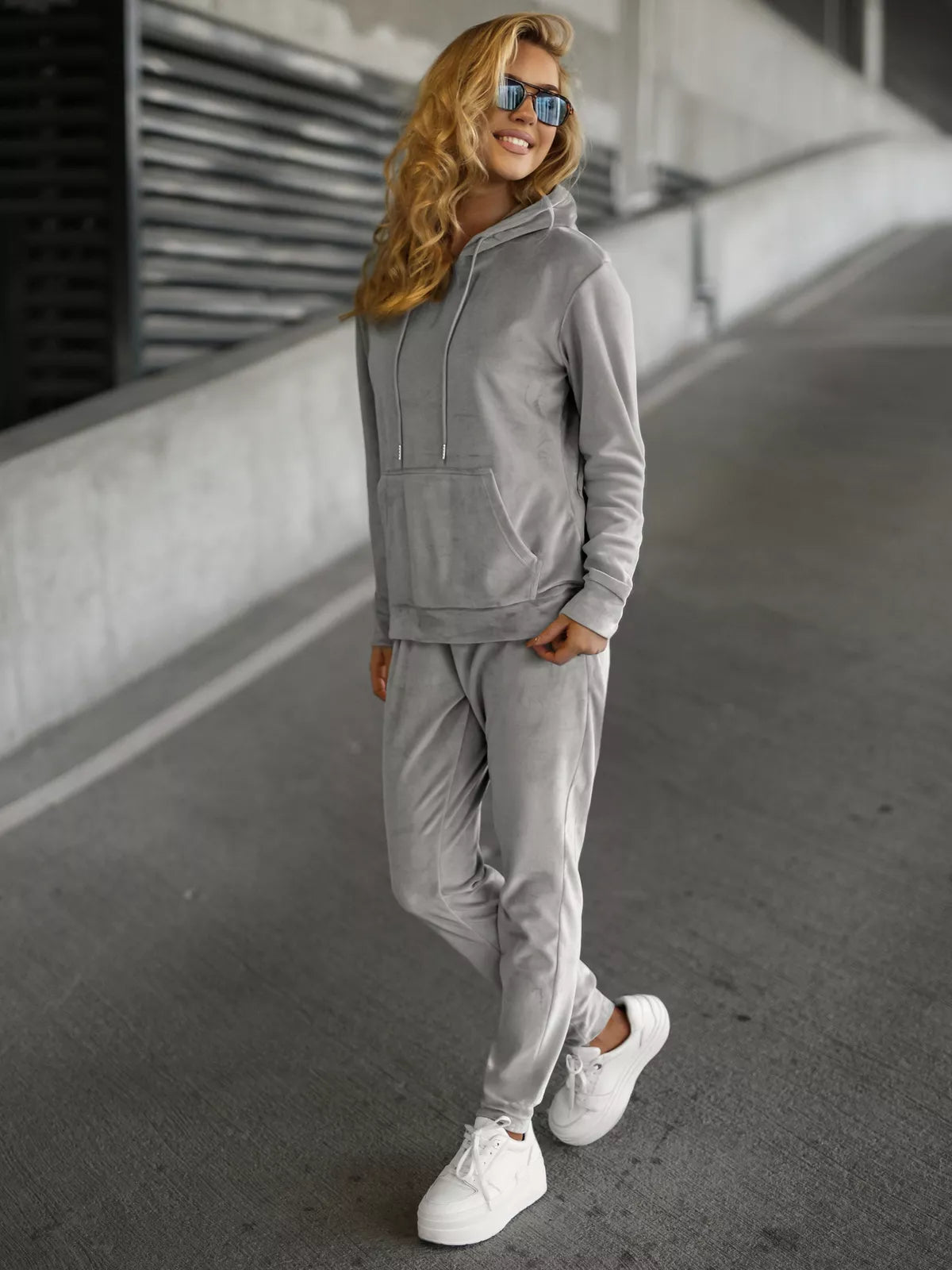 Women's gray velour tracksuit Homey