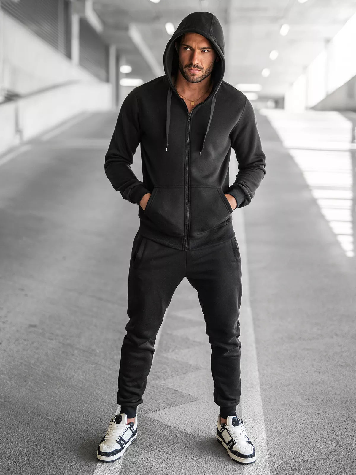 Black men's tracksuit Pazar