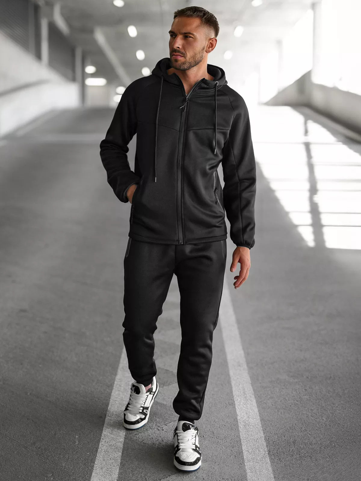 Men's black suit Gibon