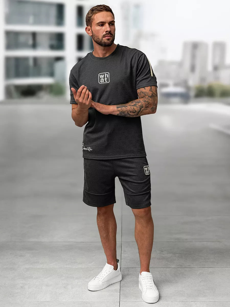 Men's dark gray suit What