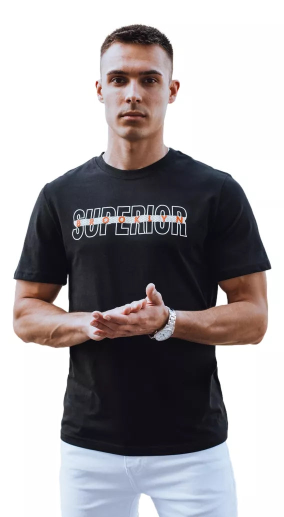 Men's black T-shirt with the inscription Superior